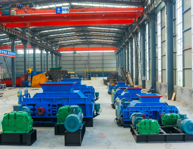 鉀長(zhǎng)石液壓對(duì)輥制砂機(jī)制砂效果怎么樣？多少錢 ？