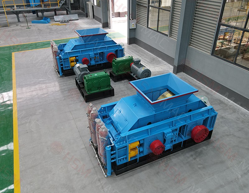 石榴石破碎機車間實拍